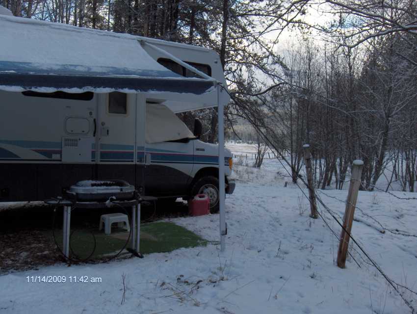 The motor home and a glimps of the East medow.